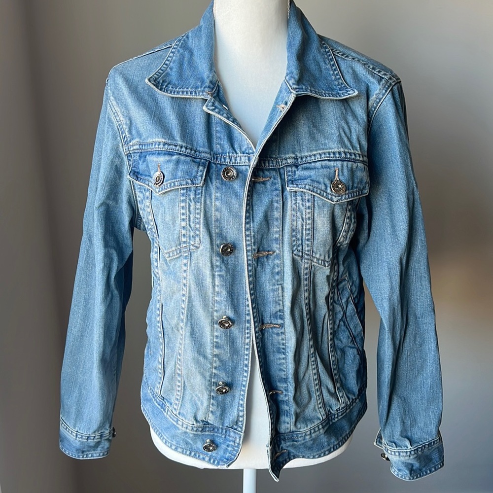 Yishion Light Wash Denim Jacket